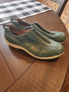Bionica Green Snake Skin Look Slip-on Shoes Size 10.5